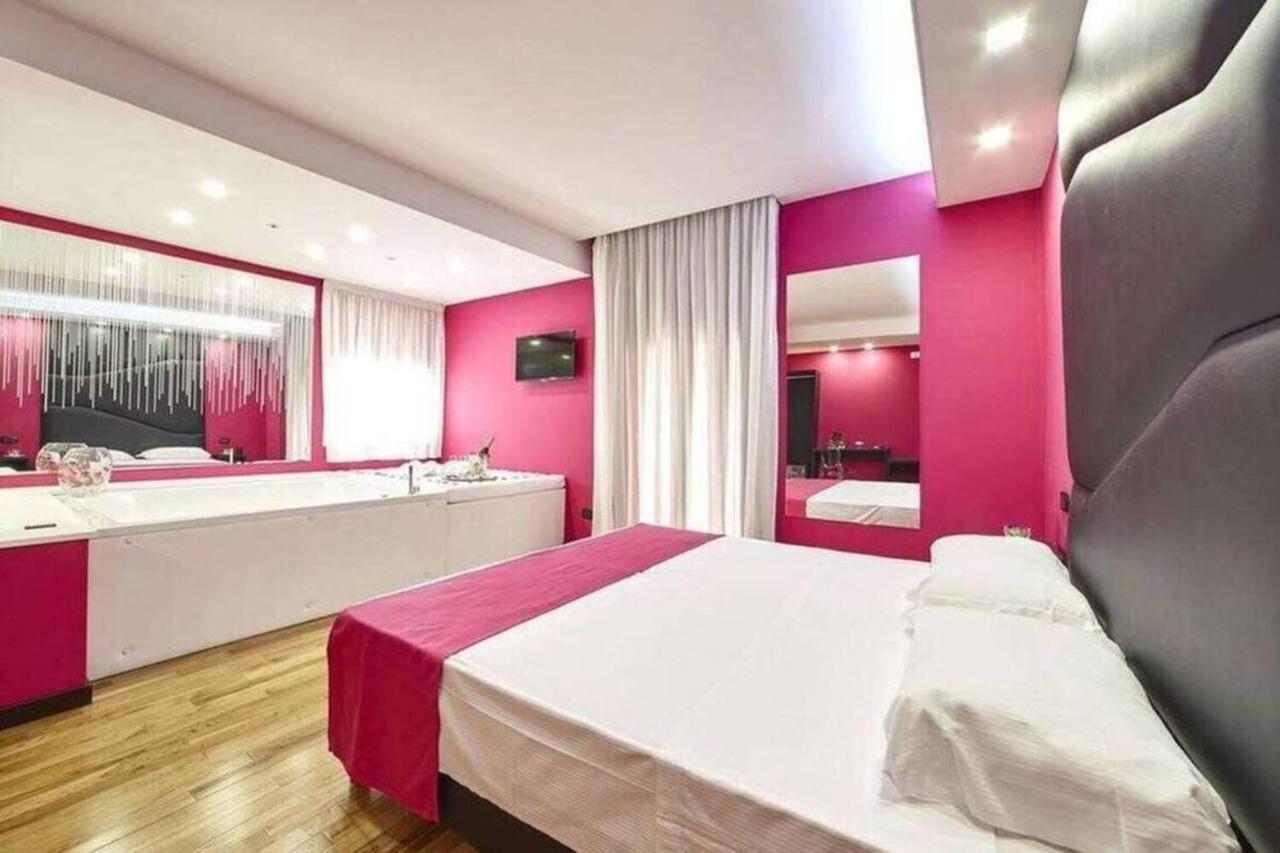 Sweet Central Hotel Казерта Екстер'єр фото