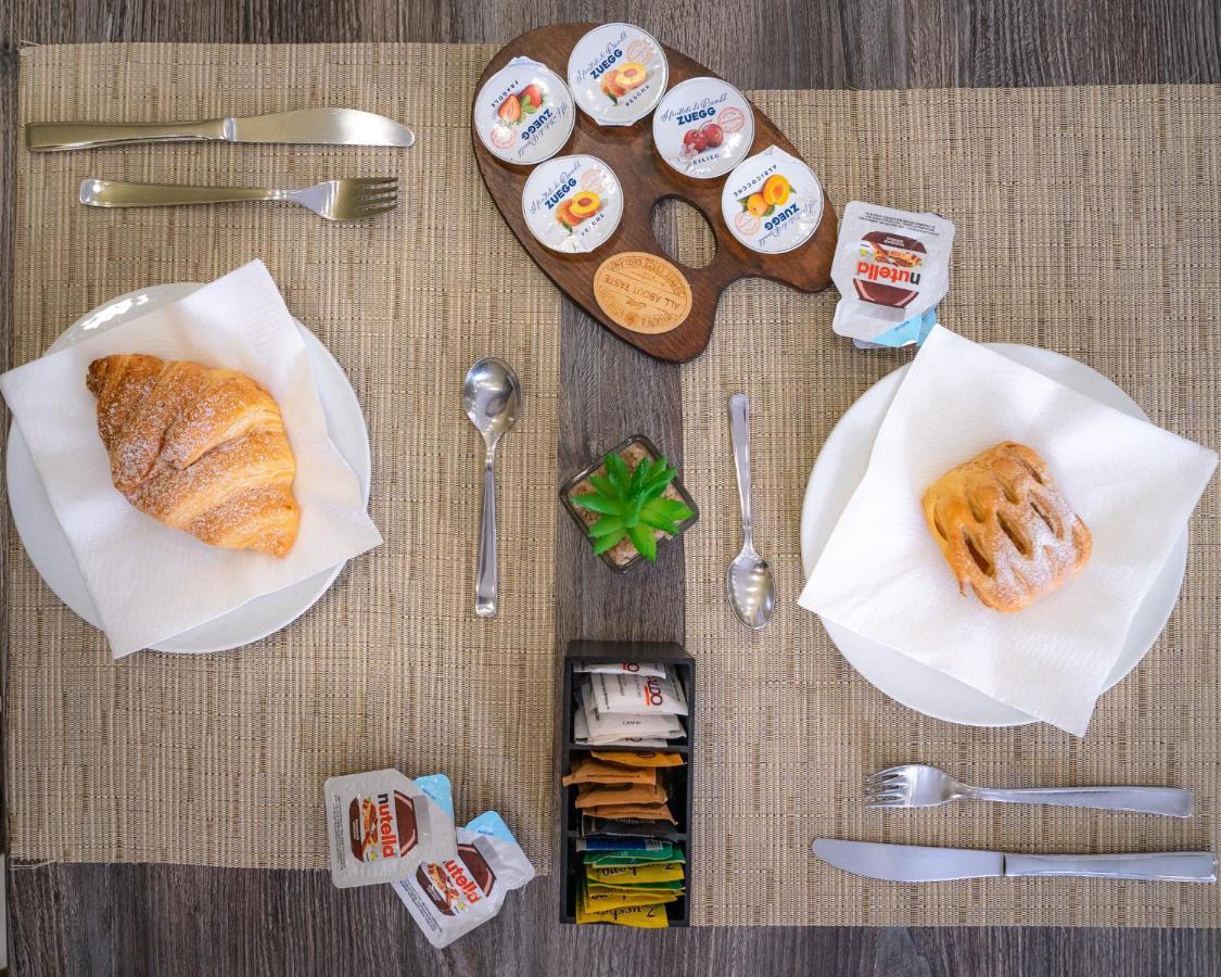 Sweet Central Hotel Казерта Екстер'єр фото