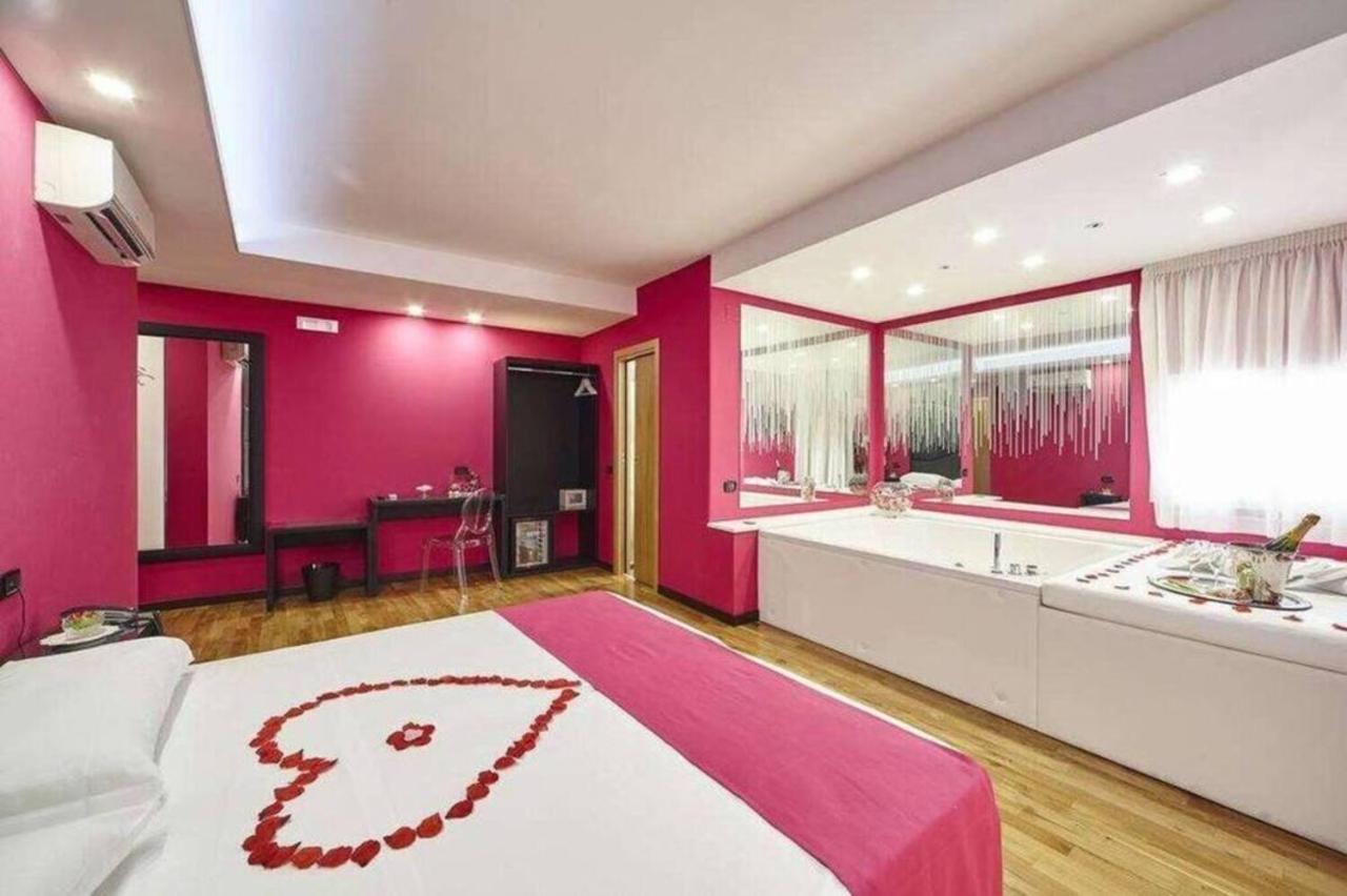 Sweet Central Hotel Казерта Екстер'єр фото